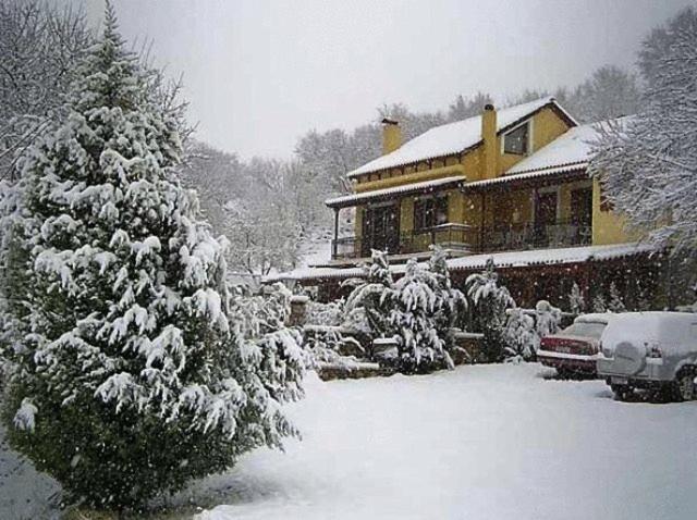 Guesthouse Mylona Arachova Exterior photo